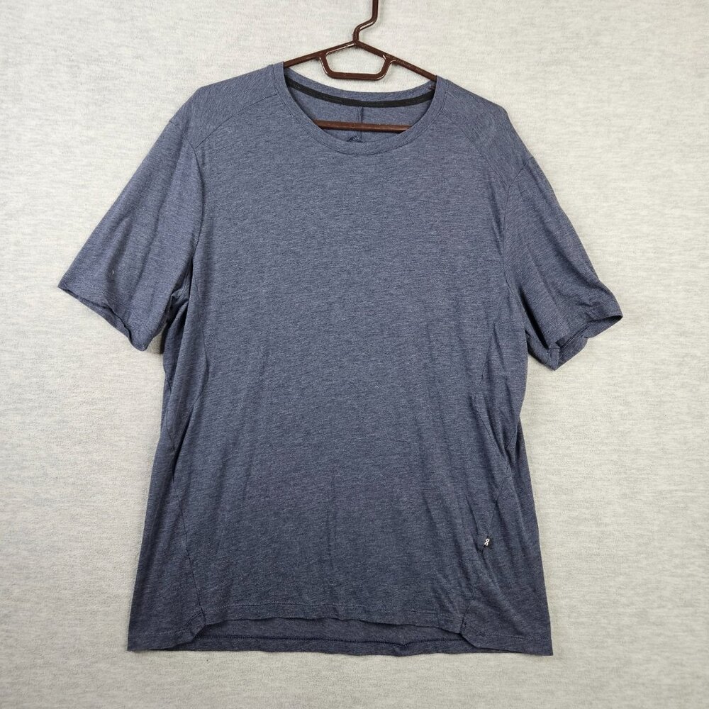 QR Run on clouds Active wear Shirt Mens Size Large